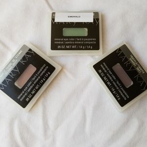 Mary Kay eyeshadow bundle 14